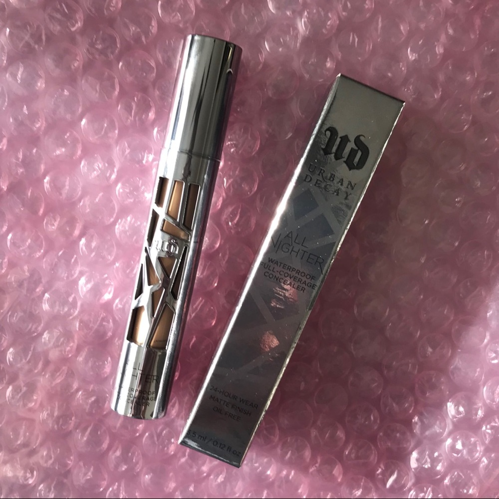 BNIB Urban Decay All Nighter Concealer Med Dark